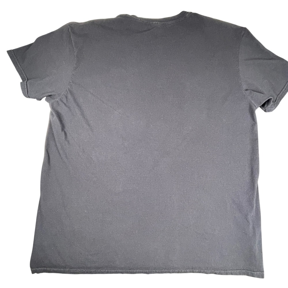 Disney Parks Mickey Mouse Graphic T-Shirt Mens XL Black Distressed Camera Pose - Picture 2 of 6